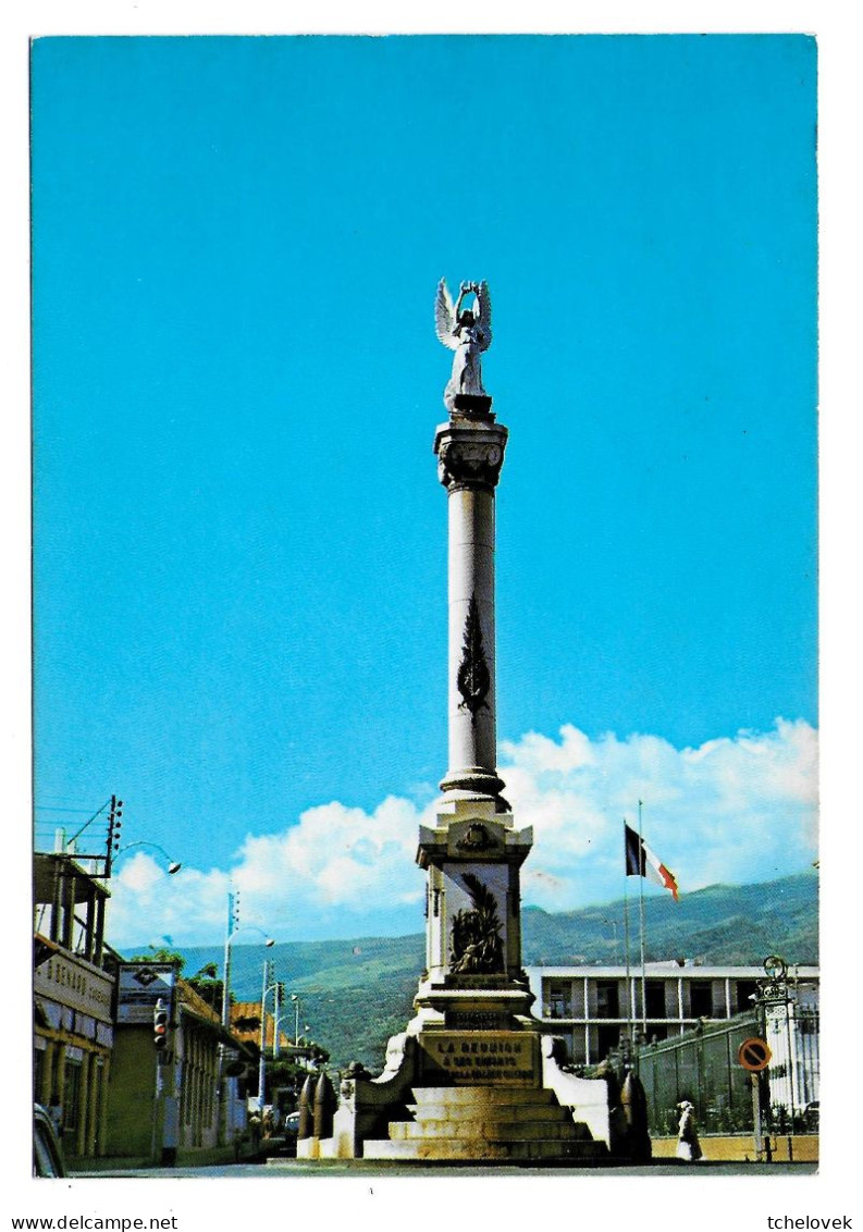 Ile De La Reunion. Ed Sogepro N° 574 Saint Denis Monument Aux Morts - Saint Denis