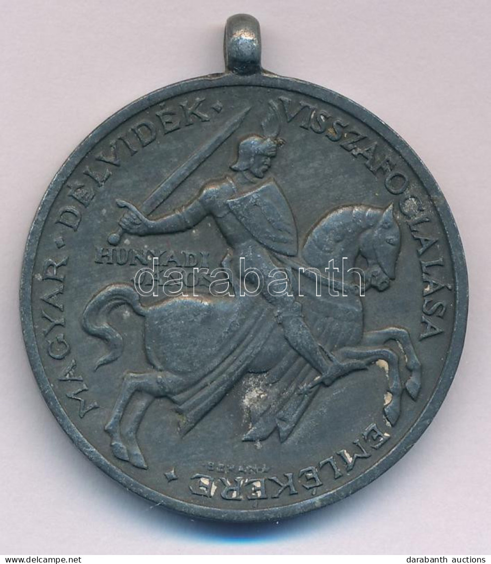 1941. "Délvidéki Emlékérem" Zn Emlékérem Mellszalag Nélkül. Szign.: BERÁN L. T:XF Hungary 1941. "Commemorative Medal For - Non Classificati
