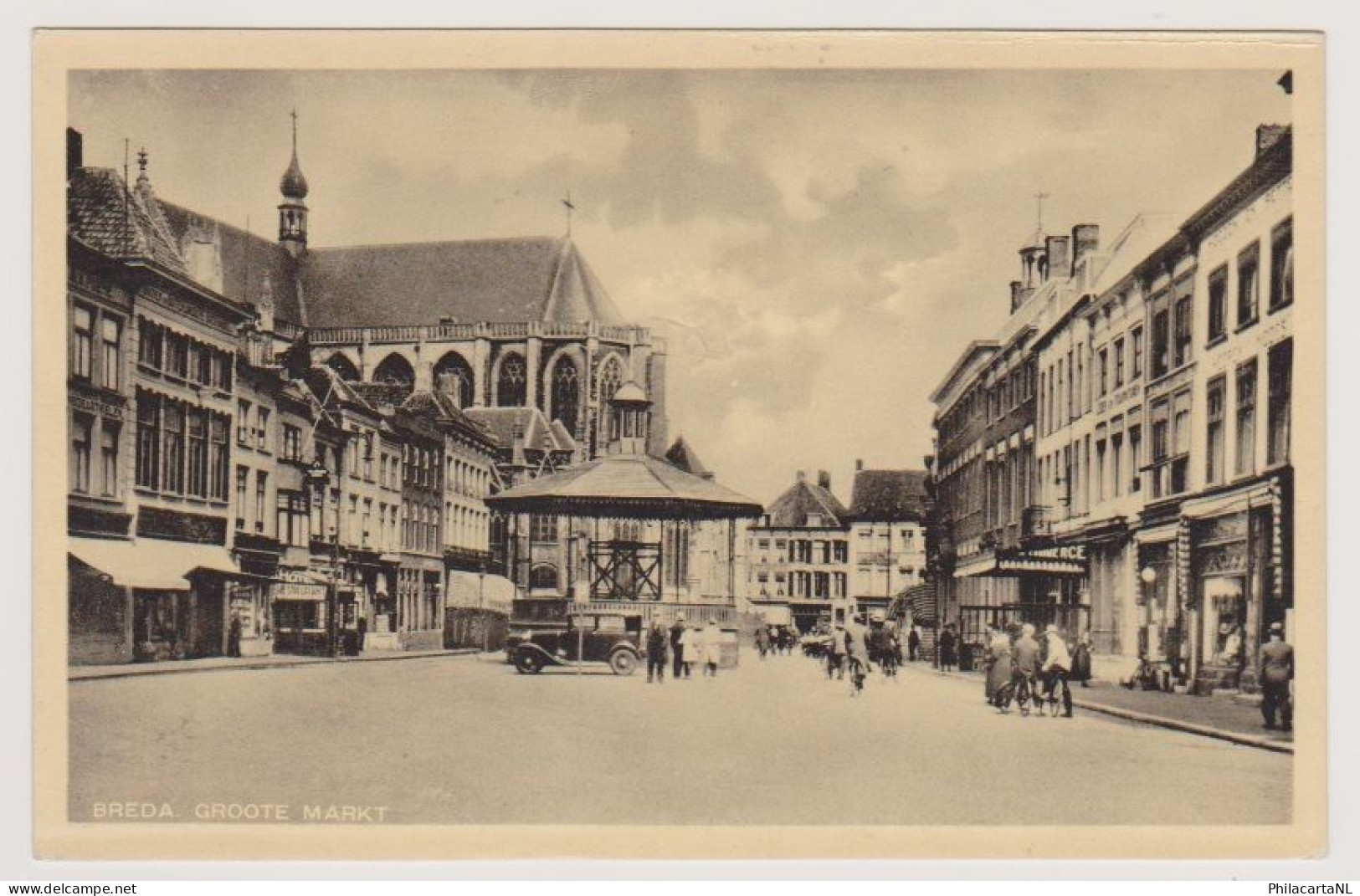 Breda - Groote Markt Met Volk - Breda