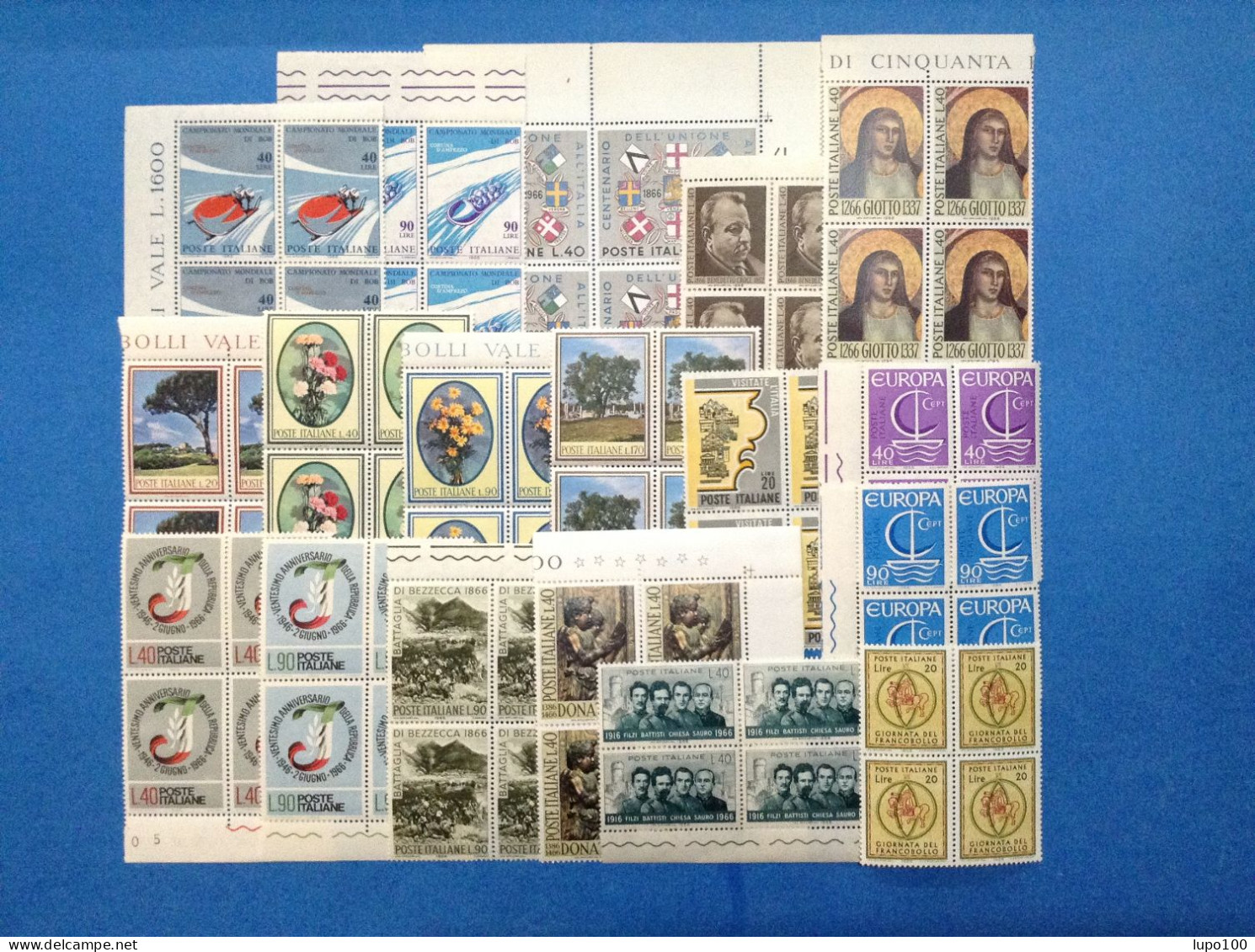 1966 Repubblica Lotto Da 18 Quartine Nuove Mnh** - Collections