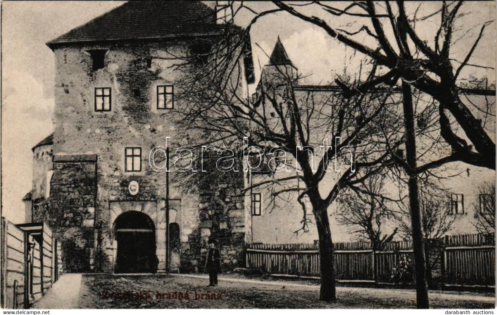 ** T1 Zólyom, Zvolen; Zvolenská Hradná Brána / Várkapu. G. Horváth Kiadása / Castle Gate - Unclassified