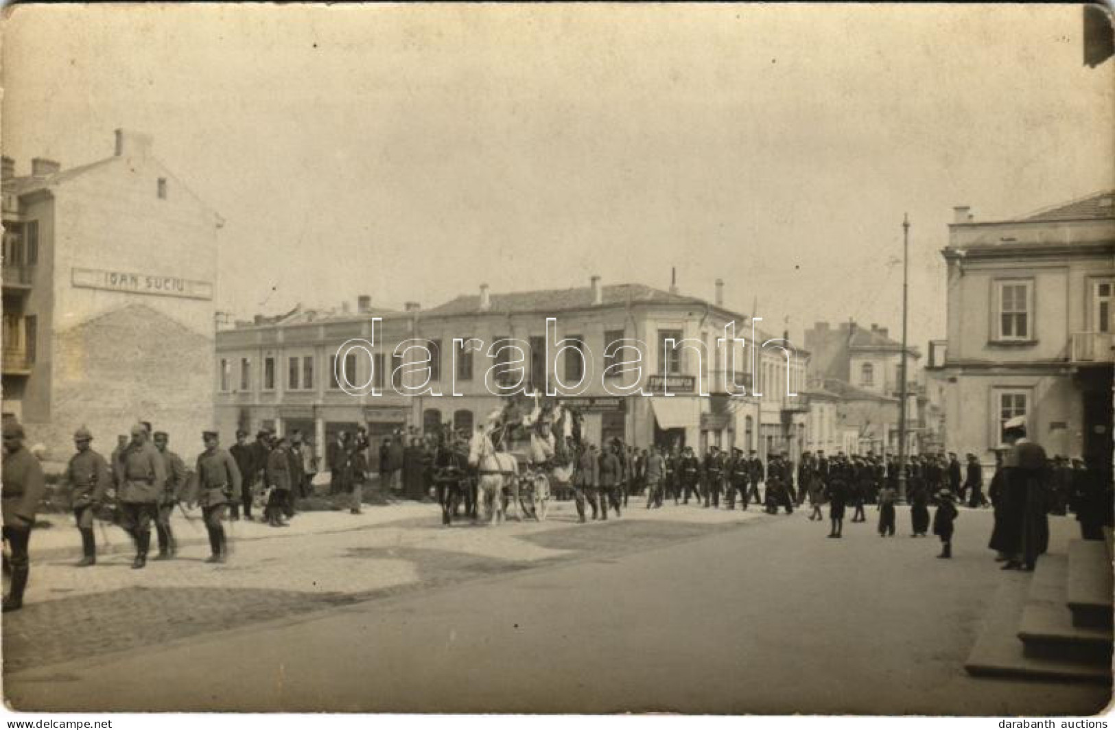* T2/T3 1917 Bucharest, Bukarest, Bucuresti, Bucuresci; Német Katonák / WWI German Military, Soldiers. Photo (EK) - Unclassified