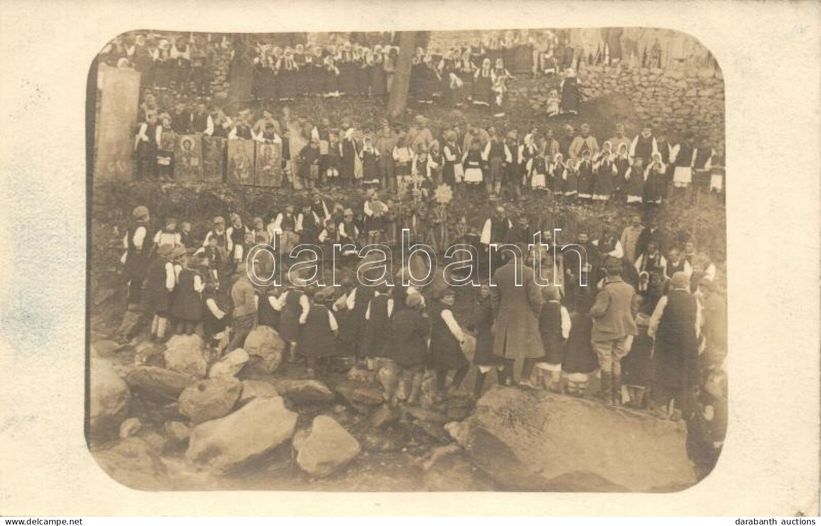 * T2 Greek Orthodox Religious Ceremony, Photo - Ohne Zuordnung