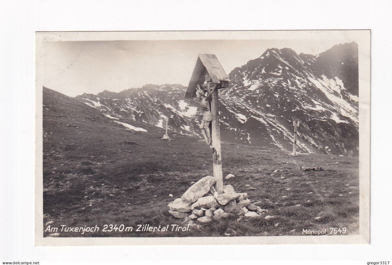 E6143) Am TUXERJOCH 2340m - Zillertal Tirol S/W FOTO AK Mit Kreuz U Hinweistafel ALT! - Zillertal