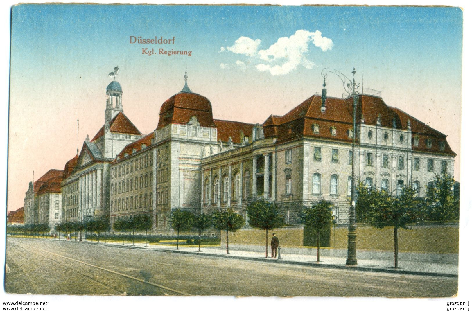 SPRING-CLEANING LOT (18 POSTCARDS), Düsseldorf, Germany