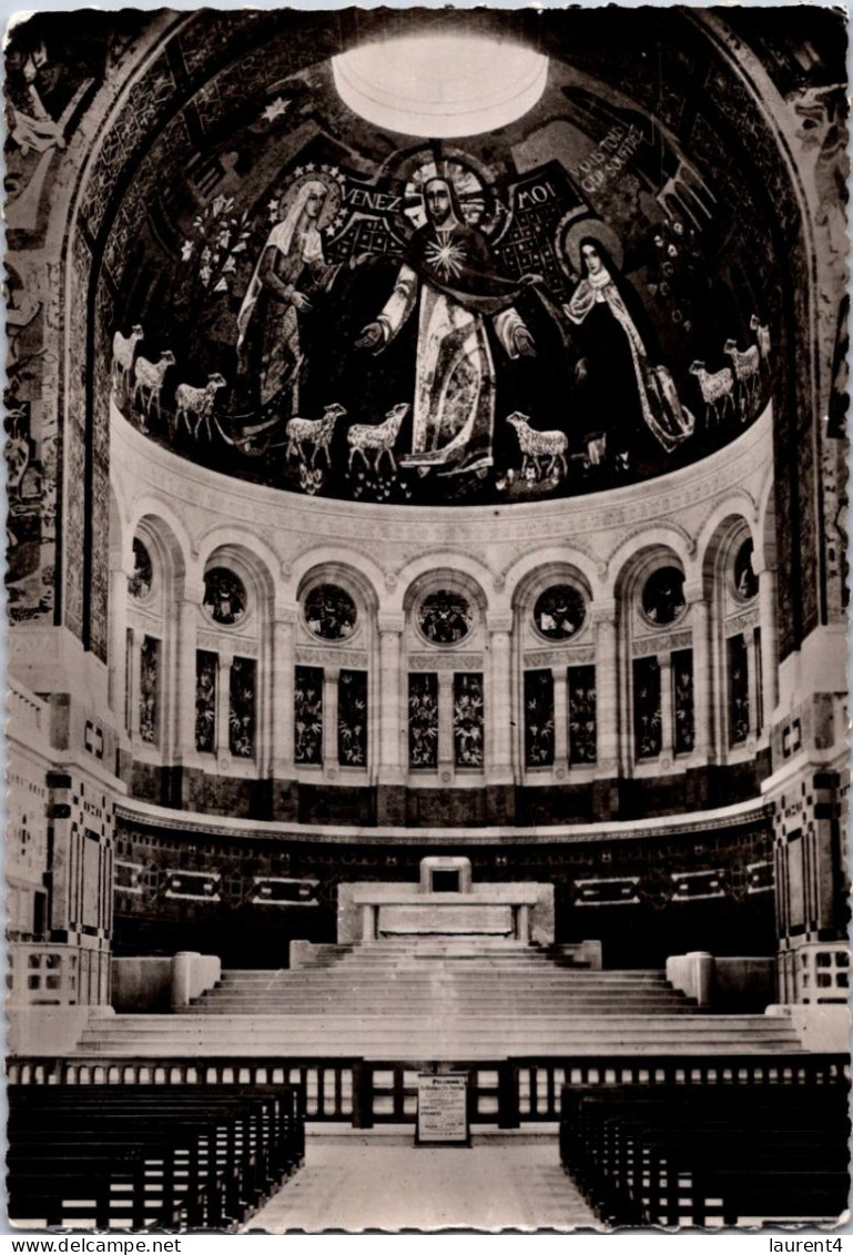 28-3-2024 (4 Y 17) France - Basilique De Lisieux (b/w) - Churches & Cathedrals