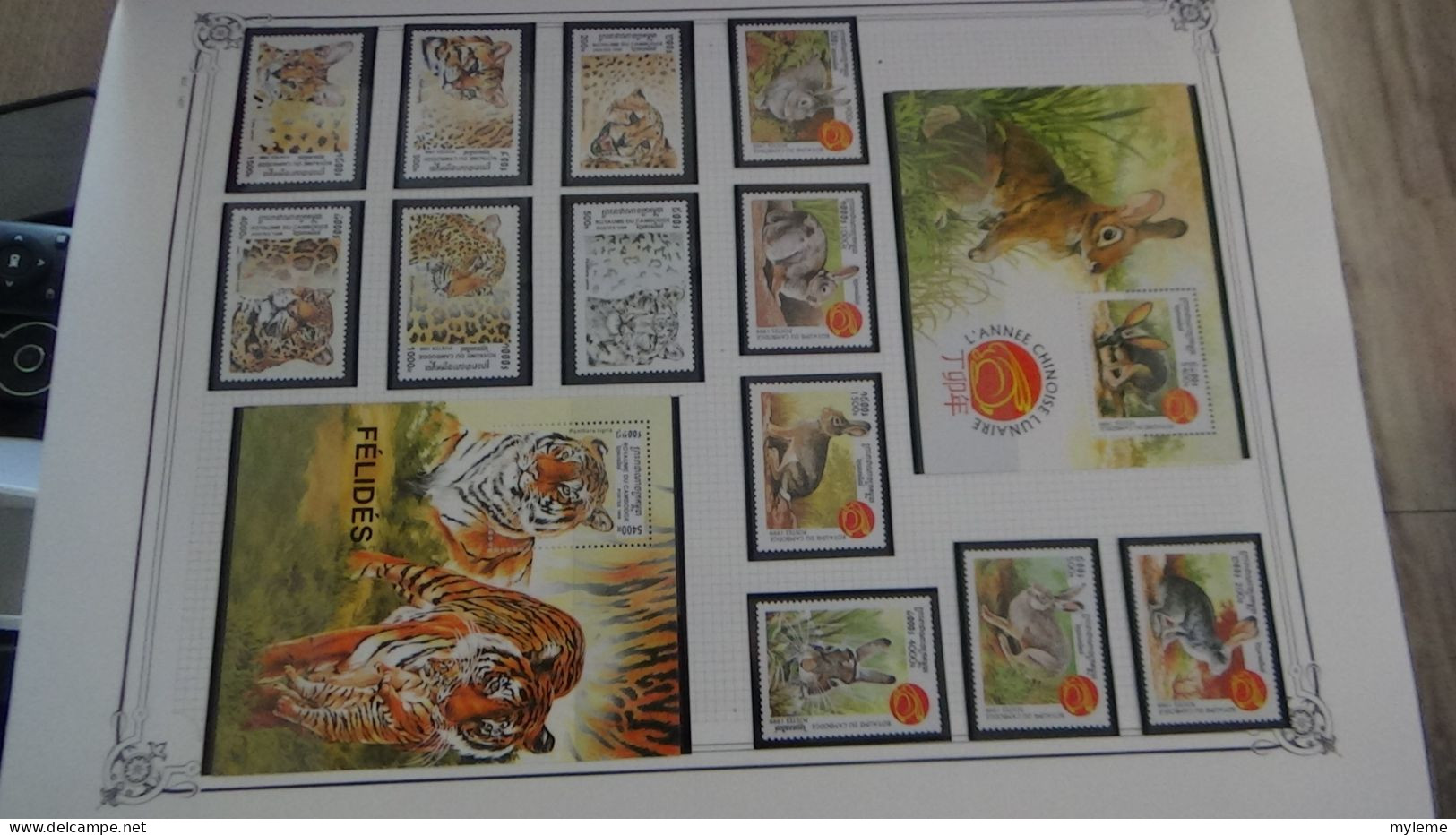 BC102 Collection de timbres et blocs ** du Cambodge sur feuille d'album.  A saisir !!!