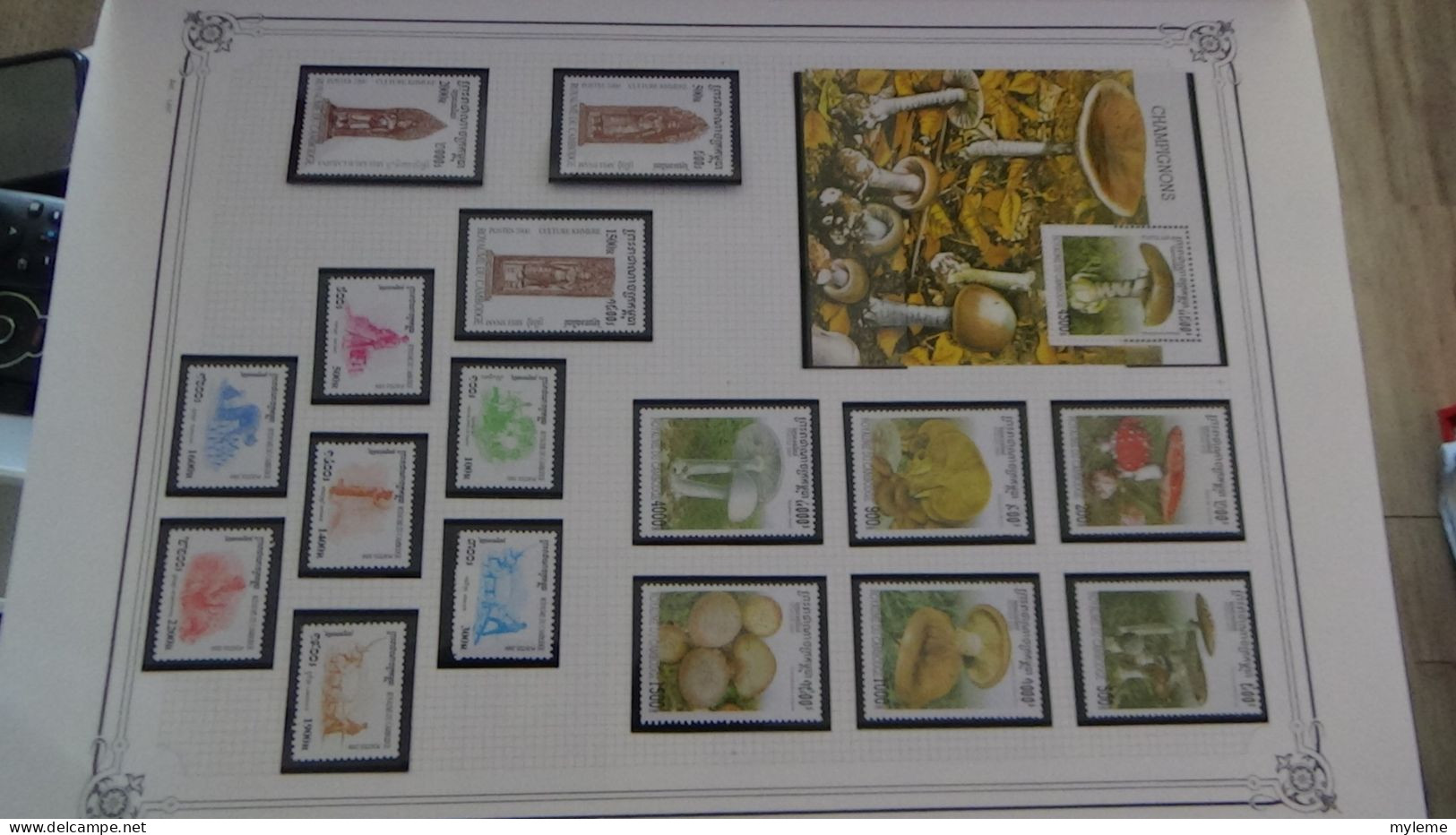 BC102 Collection de timbres et blocs ** du Cambodge sur feuille d'album.  A saisir !!!