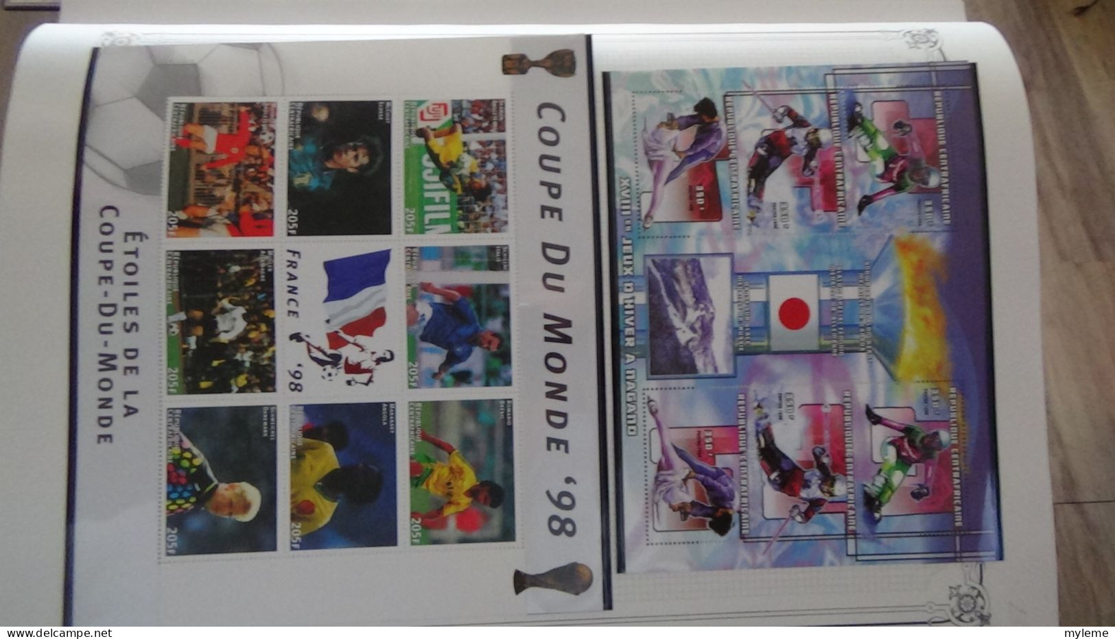 BC102 Collection de timbres et blocs ** de Centrafrique sur feuille d'album.  A saisir !!!