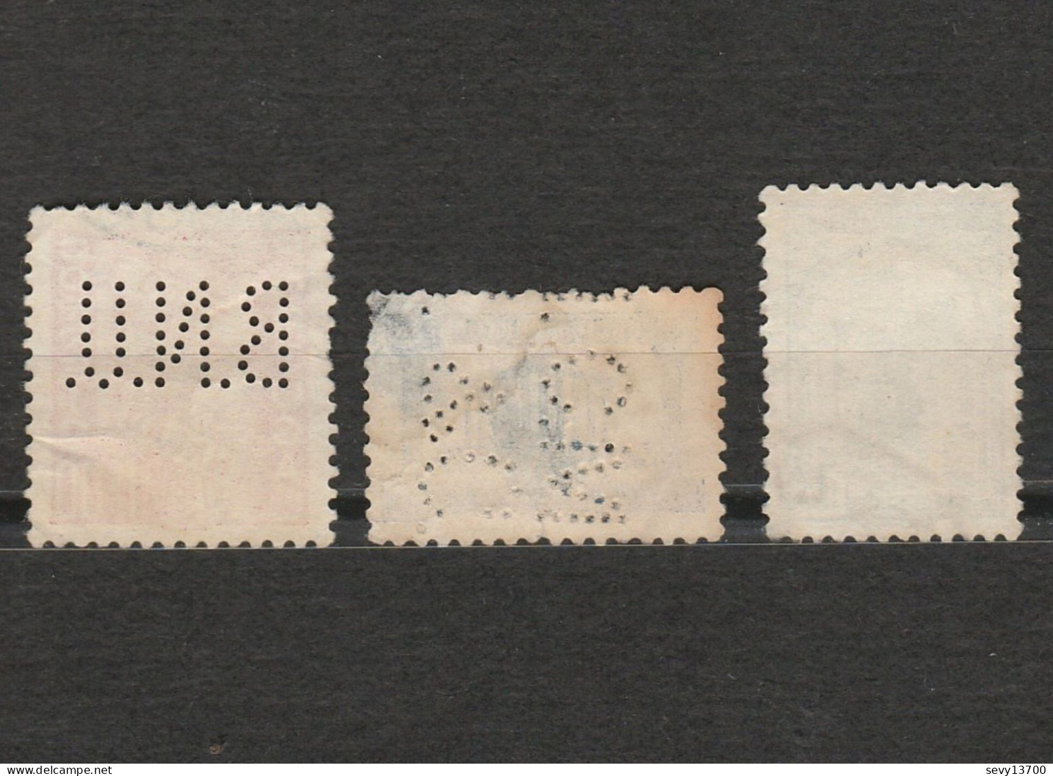 Republica Portuguesa Correios - Lot 3 Timbres Monuments Dont 2 Perforés: 1 BNU Et 1 CM&C Année 1935 Mi 588 Mi 582 Mi 589 - Used Stamps