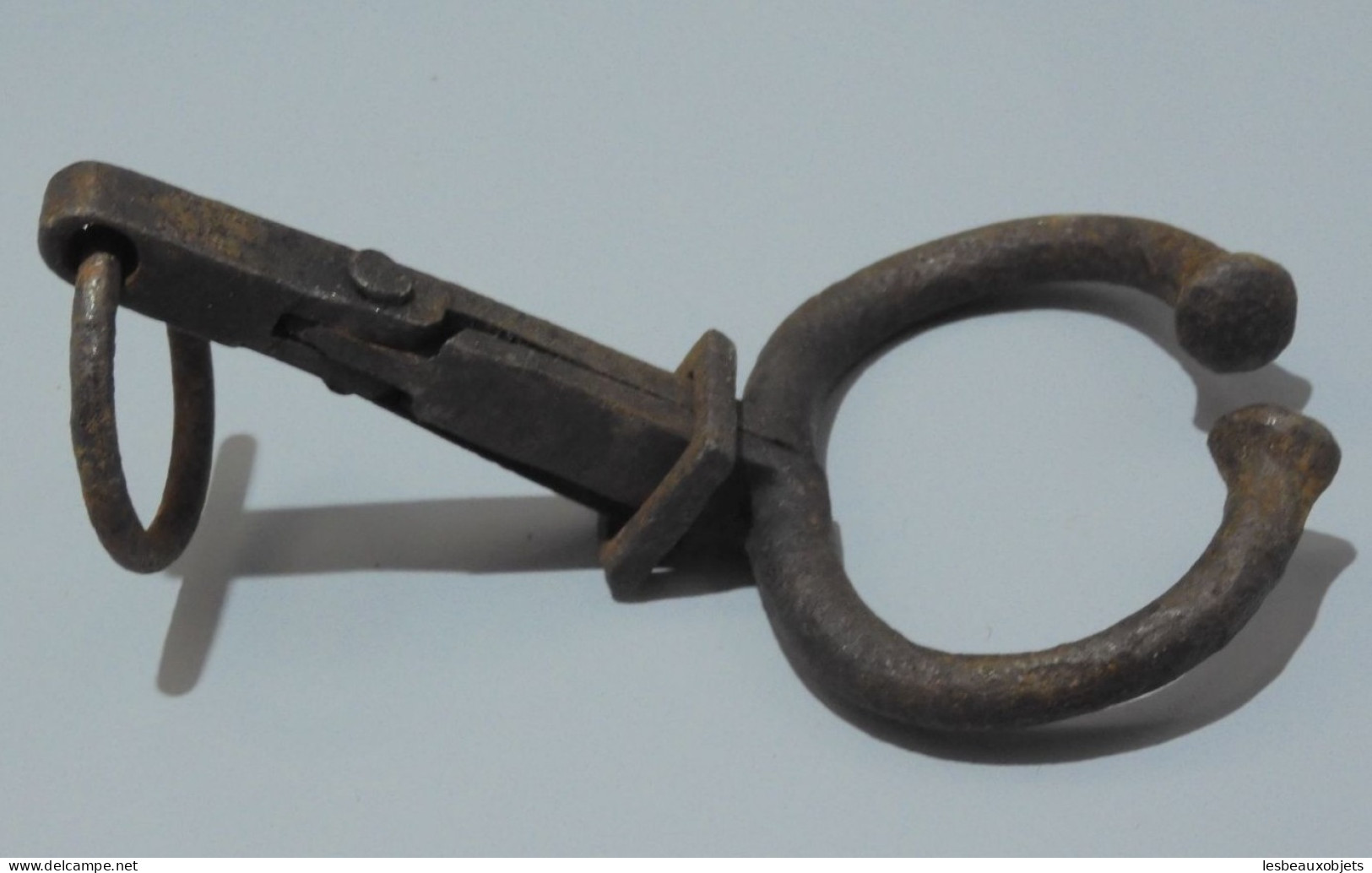 -ANCIEN PINCE NEZ PINCE MUSEAU VACHE ou TAUREAU Objet de la Ferme OUTIL XXe    E