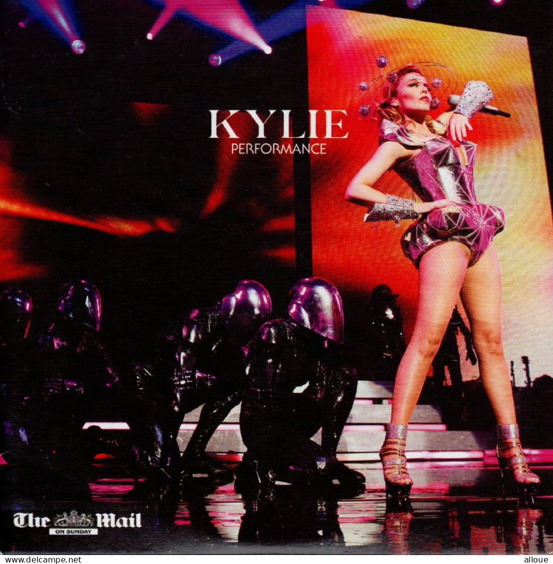 KYLIE MINOGUE  - CD PROMO MAIL ON SUNDAY - POCHETTE CARTON - KYLIE PERFORMANCE - 15 TRACKS LIVE IN NEWYORK AND DSTUDIO - Autres - Musique Anglaise