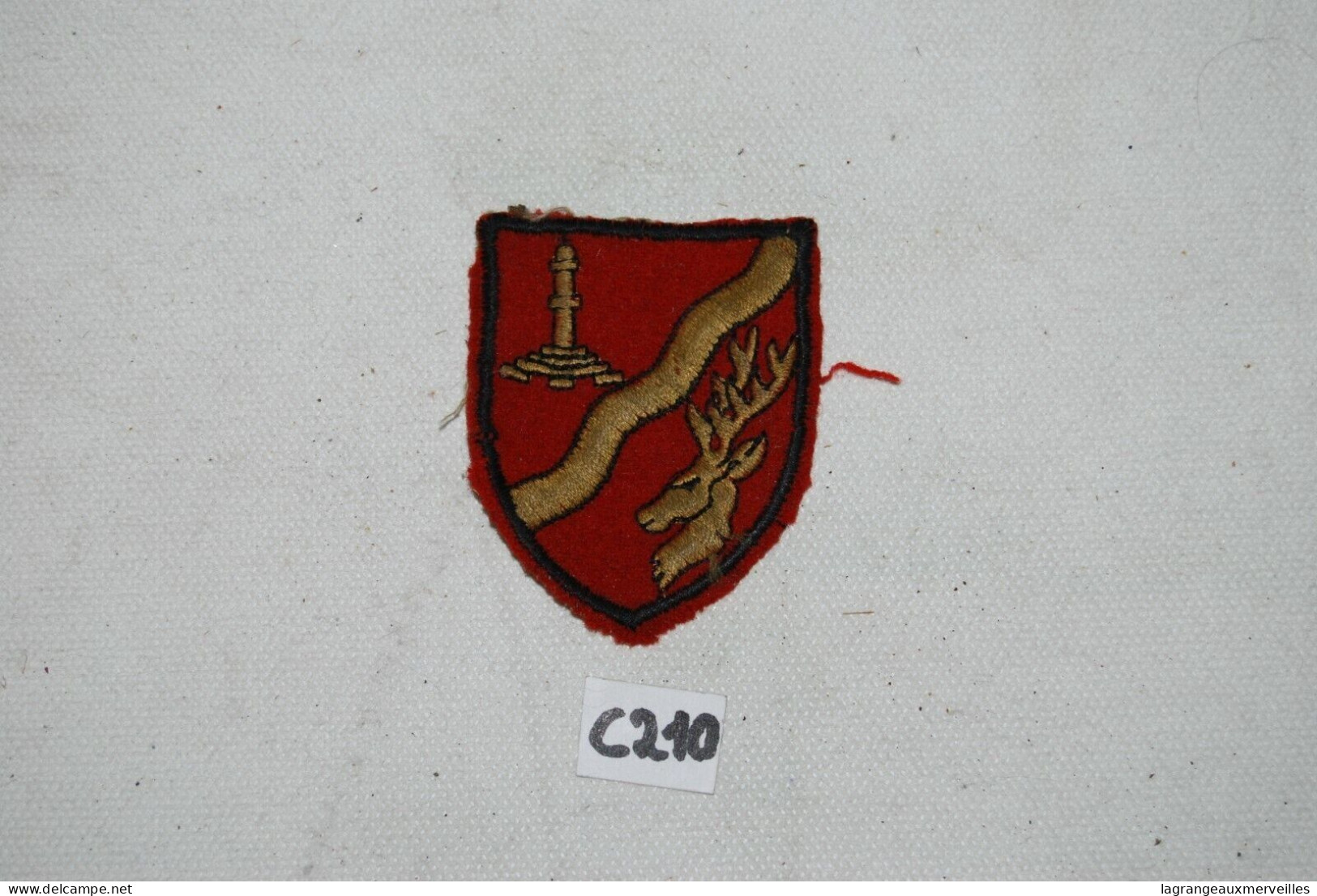 C210 Bijou - Blason - Style Chasseur - Autres & Non Classés