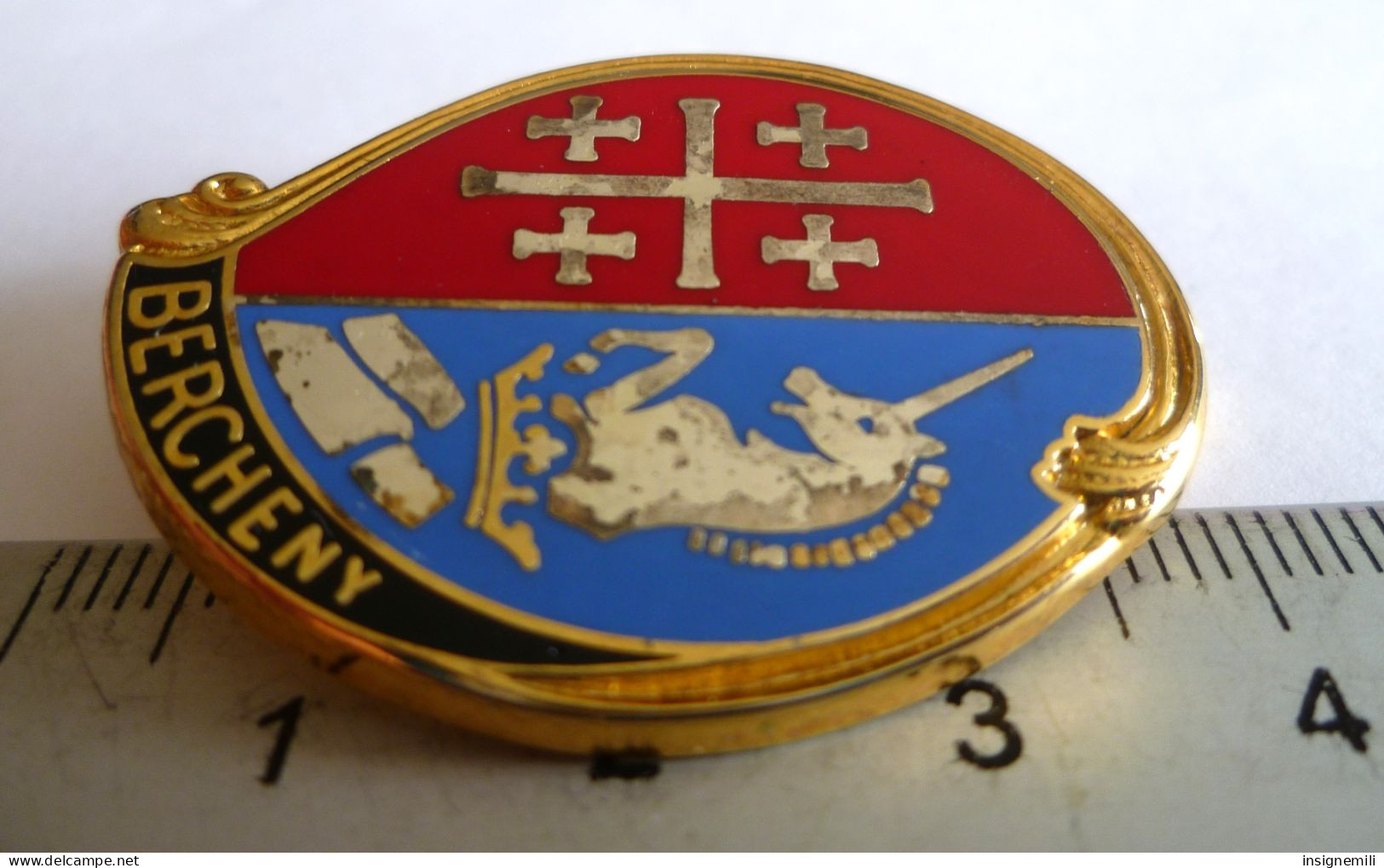 INSIGNE 1° REGIMENT DE HUSSARDS, BERCHENY - DRAGO NOISIEL Marne La Vallée H 295 - Armée De Terre