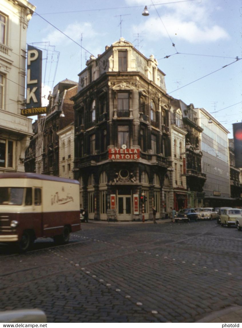 1967 JAGUAR MK BRUXELLES BELGIUM BELGIQUE AMATEUR 35mm DIAPOSITIVE SLIDE Not PHOTO No FOTO NB3966 - Diapositives