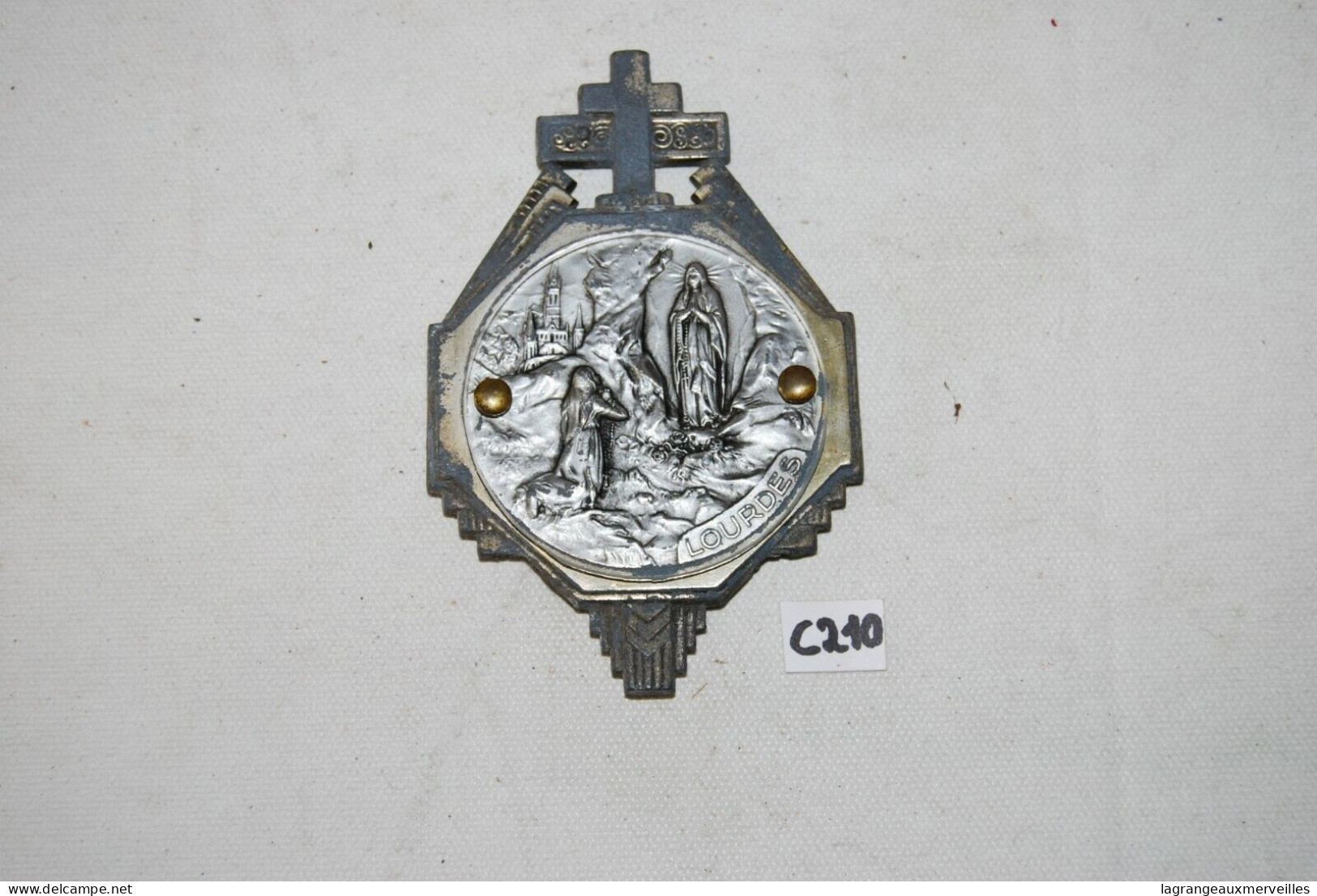 C210 Objet Religieux - Mini Broche Souvenir De Lourdes - Obj. 'Remember Of'