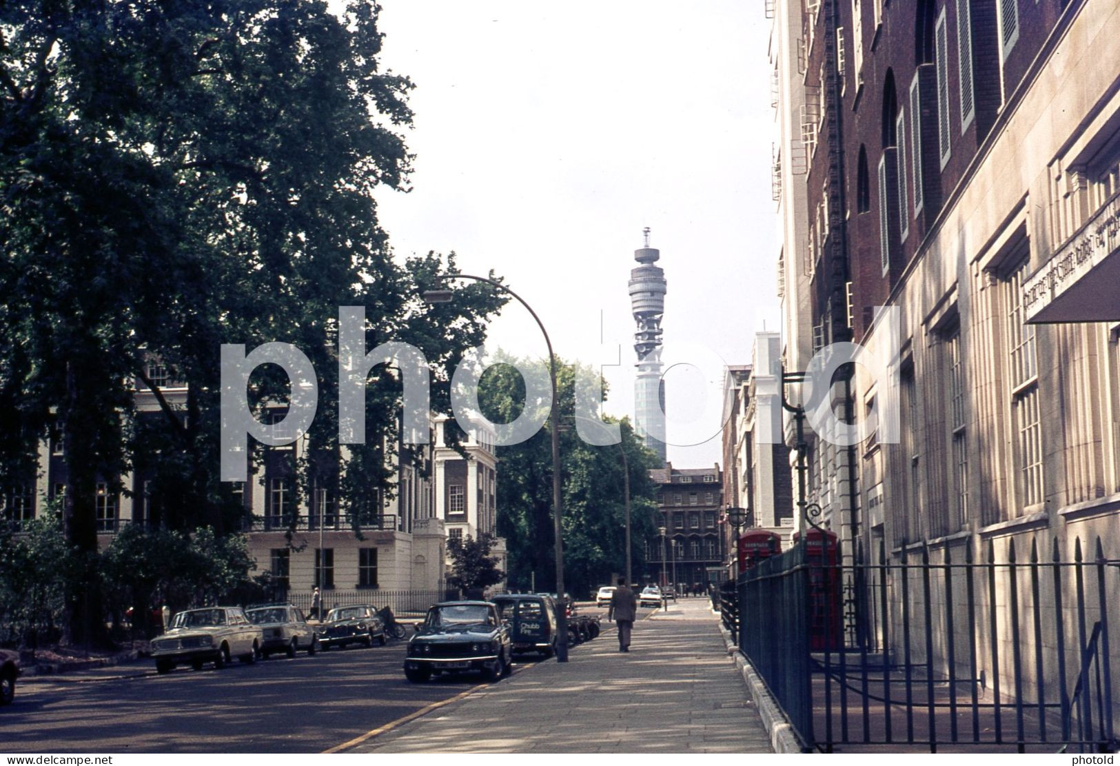 70s ROVER 3500 CAR LONDON HORSE POLICE UK AMATEUR 35mm DIAPOSITIVE SLIDE Not PHOTO No FOTO NB3968 - Diapositives (slides)