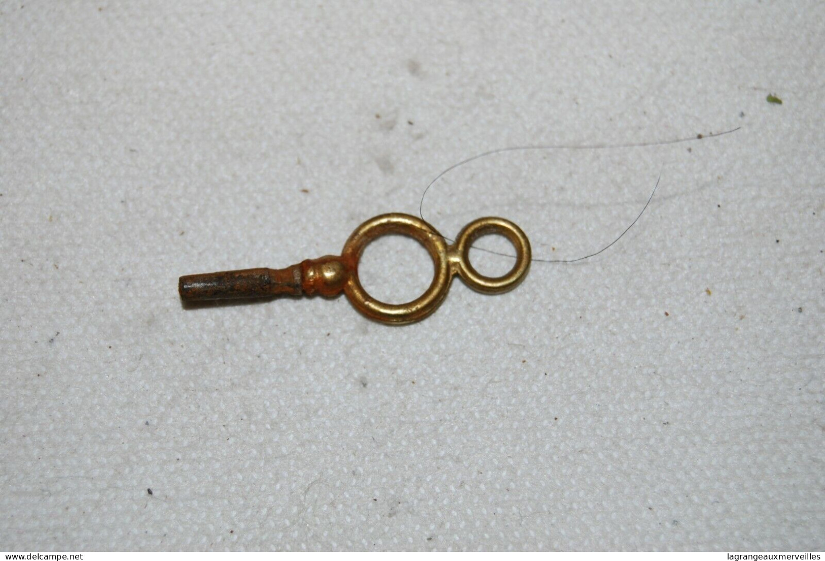 C210 Ancienne Mini Clef Pour Remontoir - Strumenti Antichi