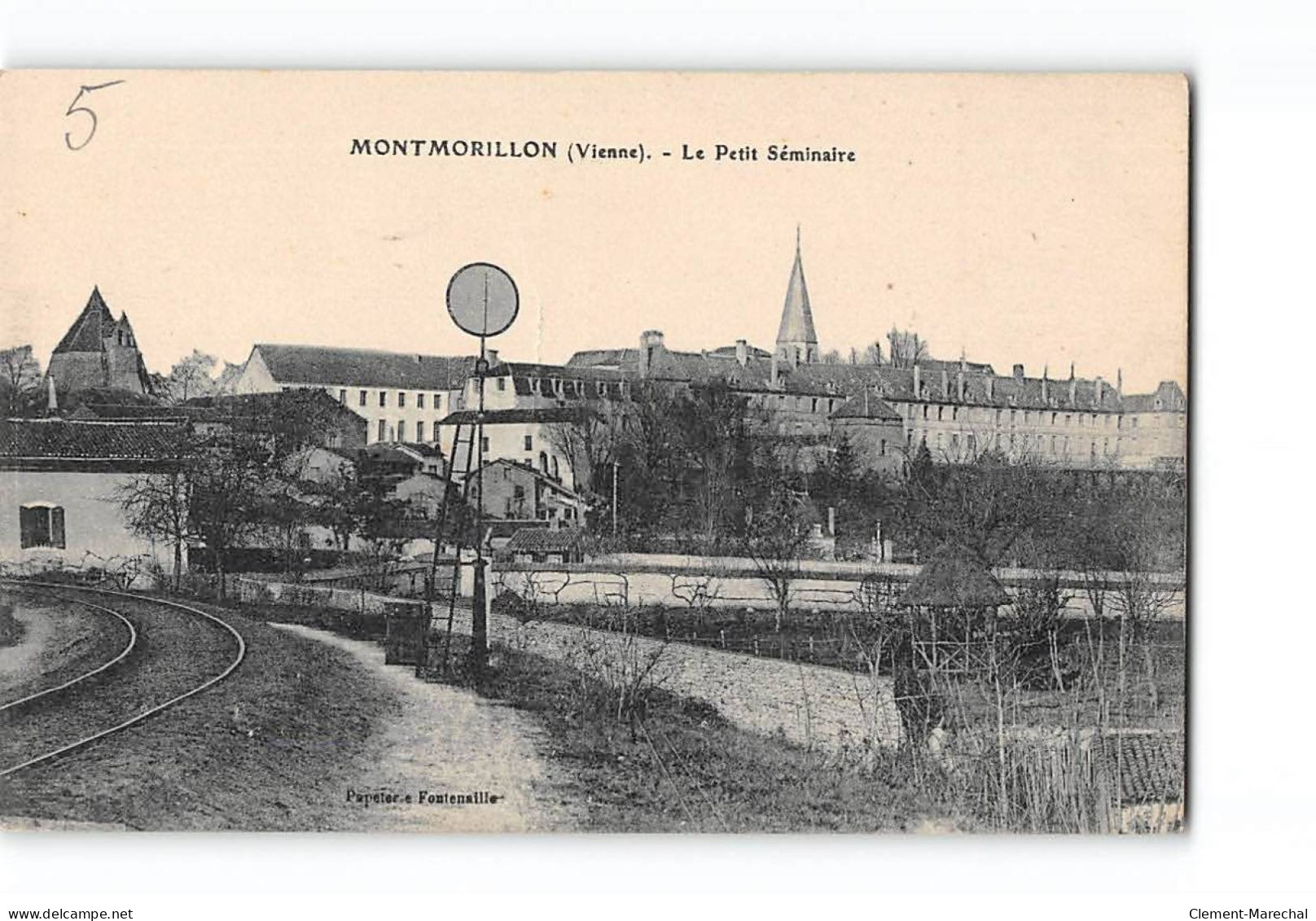 MONTMORILLON - Le Petit Séminaire - Très Bon état - Montmorillon