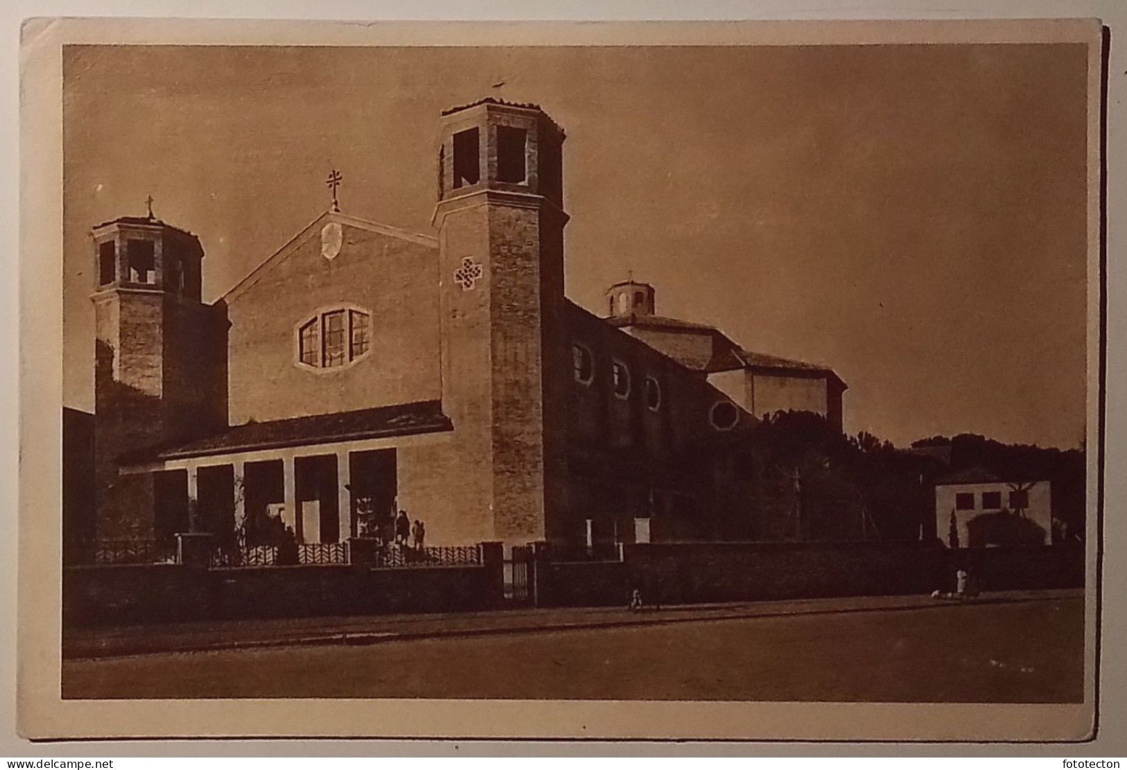 Roma - Piazza Ungheria, Chiesa Di S. Roberto Bellarmino (Architettura Busiri-Vici) - Chiese