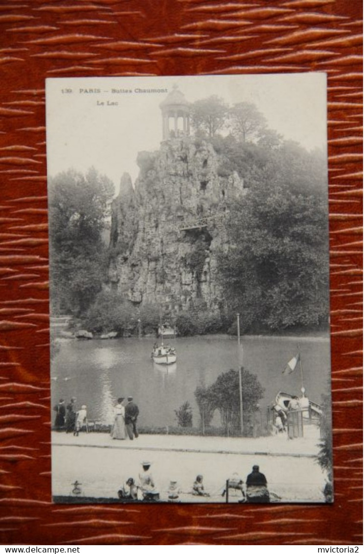 75 - PARIS : Buttes Chaumont, Le Lac. - Parken, Tuinen