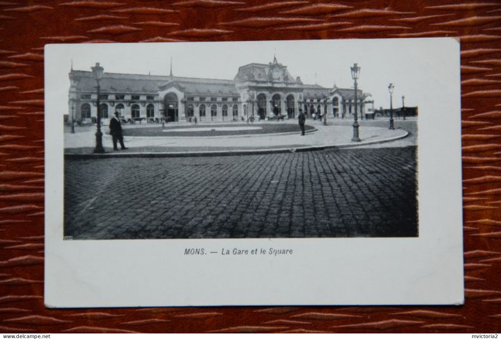 BELGIQUE - MONS : La Gare Et Le Square - Mons