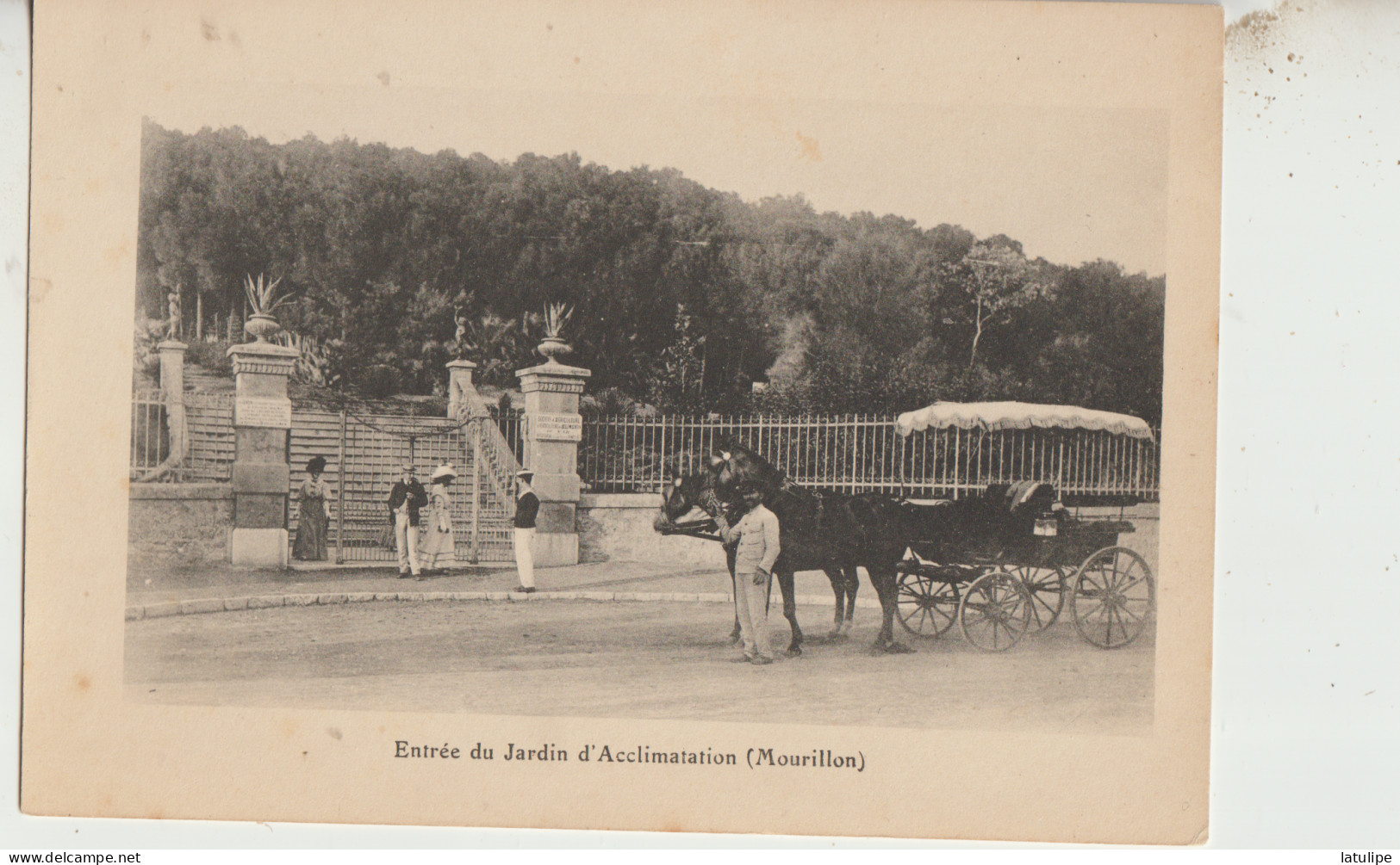 83  Carte G  F Non  Circulée L'Entrée Du Jardin D Acclimentation (Mourillon ) Attelage Caleche Et Animés - Saint-Zacharie