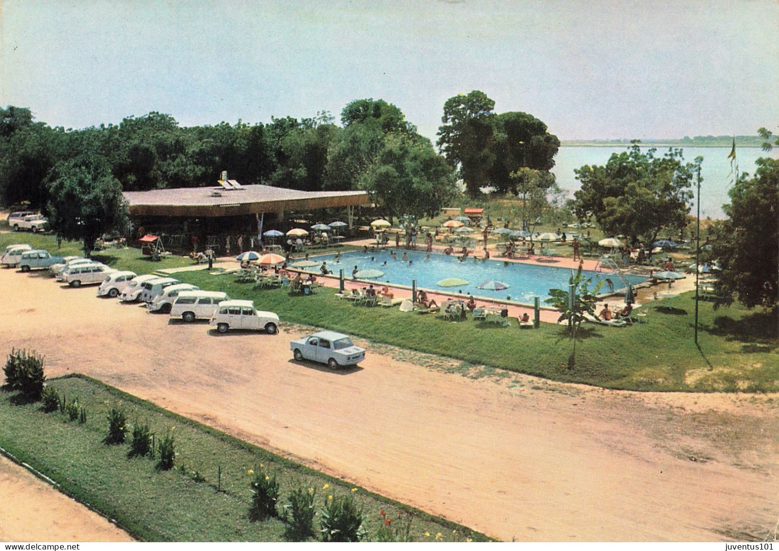 CPSM Tchad-Hotel La Tchadienne Piscine Le Sao-Beau Timbre     L2794 - Tschad