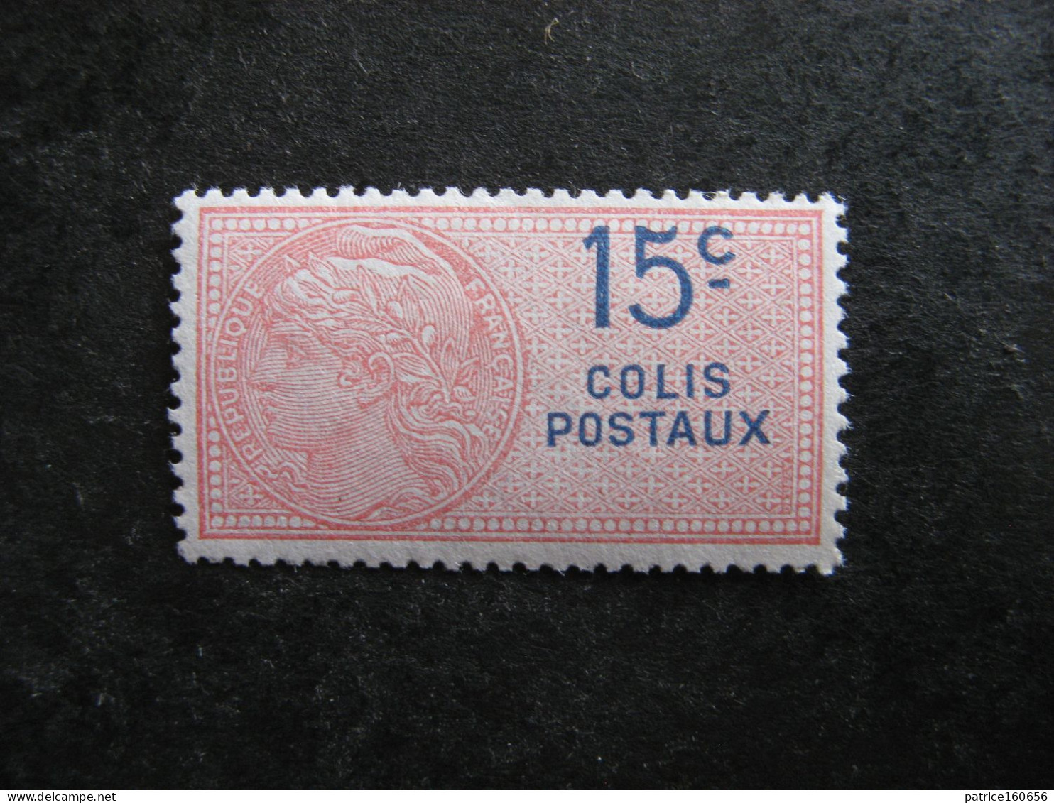 B). TB Timbre Pour Colis Postaux N° 33, Couleur Rose Au Lieu De Rouge , Neuf XX. - Neufs