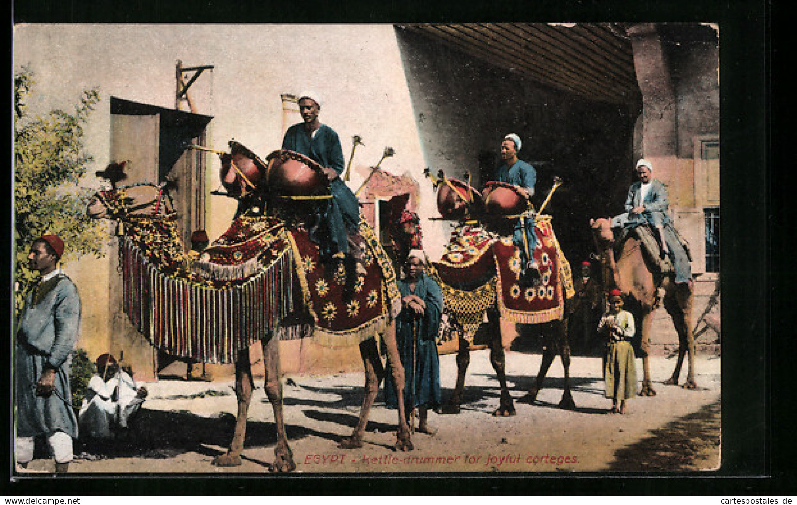 AK Egypt, Kettle-drummer For Joyful Corteges, Arabische Volkstypen Mit Geschmückten Kamelen  - Unclassified