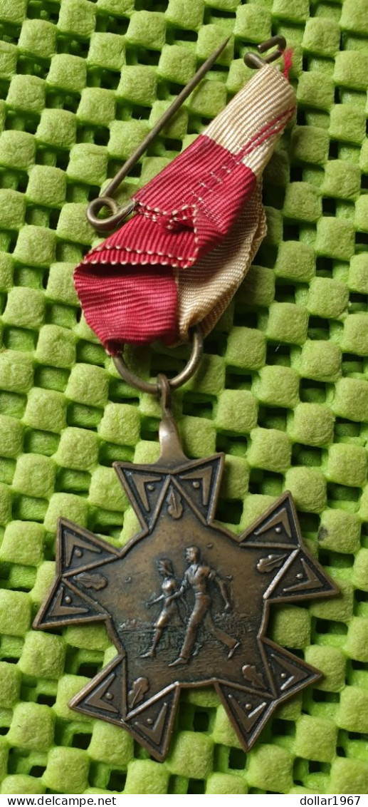 Medaile      W.S.V. " S.I.A " Arnhem. ( Siv In Actie ) . -  Original Foto  !!  Medallion  Dutch - Sonstige & Ohne Zuordnung