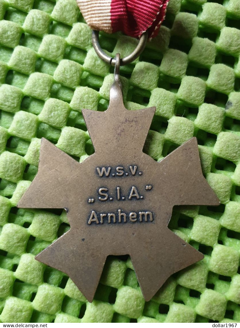 Medaile      W.S.V. " S.I.A " Arnhem. ( Siv In Actie ) . -  Original Foto  !!  Medallion  Dutch - Altri & Non Classificati