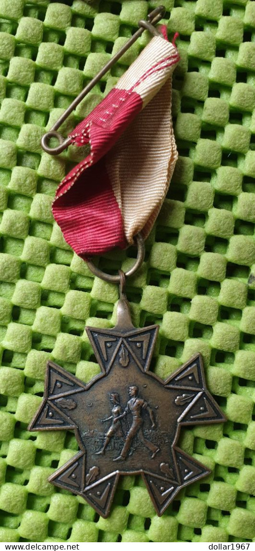 Medaile      W.S.V. " S.I.A " Arnhem. ( Siv In Actie ) . -  Original Foto  !!  Medallion  Dutch - Other & Unclassified