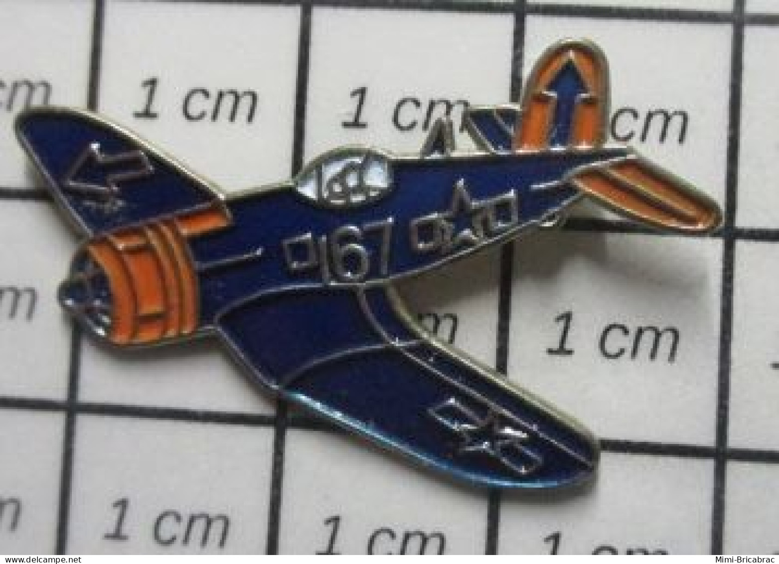 1920 Pin's Pins / Beau Et Rare / AVIATION / AVION F4-U CORSAIR FIN DES 40's US MARINES ? N°167 - Avions