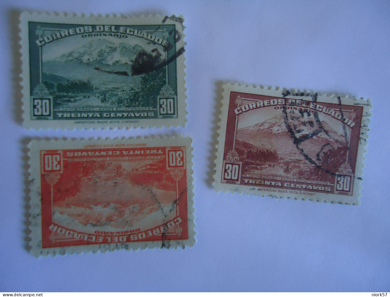 ECUADOR  USED   3  STAMPS MOUNTAINS - Ecuador