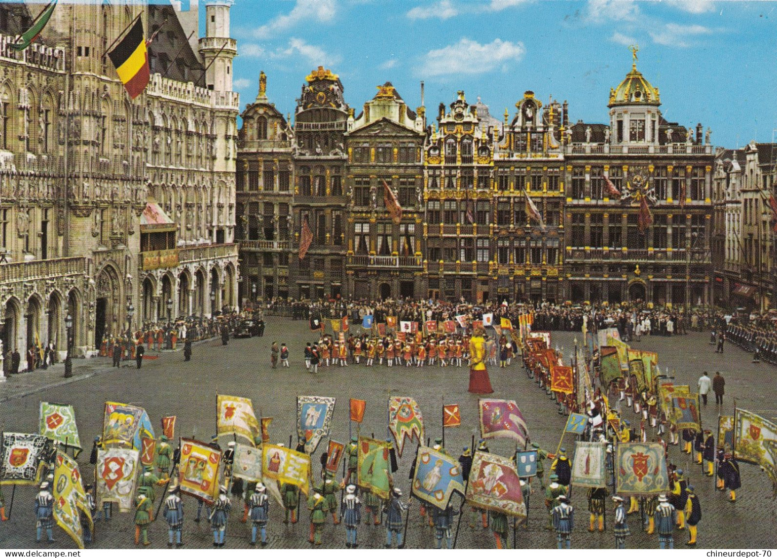 FOLKLORE  L OMMEGANG  GRAND PLACE A BRUXELLES - Bekende Personen