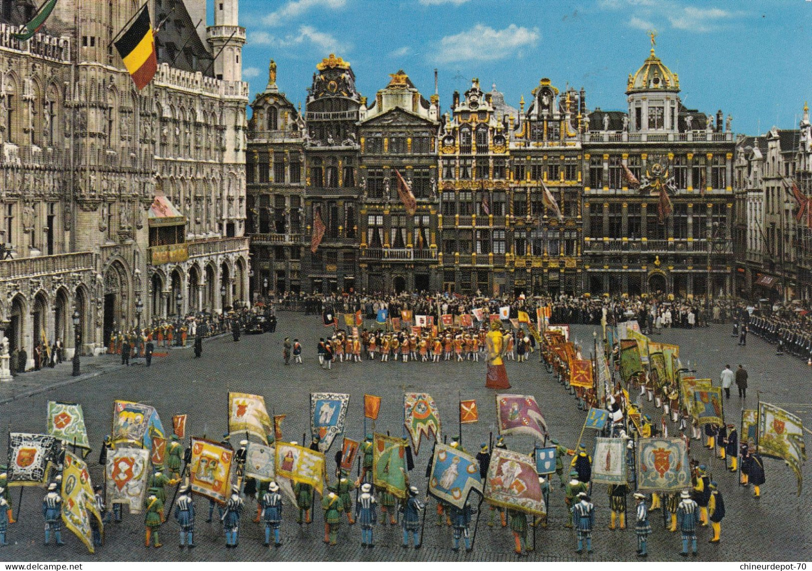 FOLKLORE  L OMMEGANG  GRAND PLACE A BRUXELLES - Bekende Personen