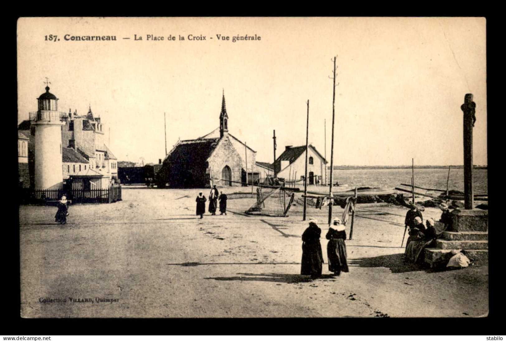 29 - CONCARNEAU - PLACE DE LA CROIX - LE PHARE - Concarneau