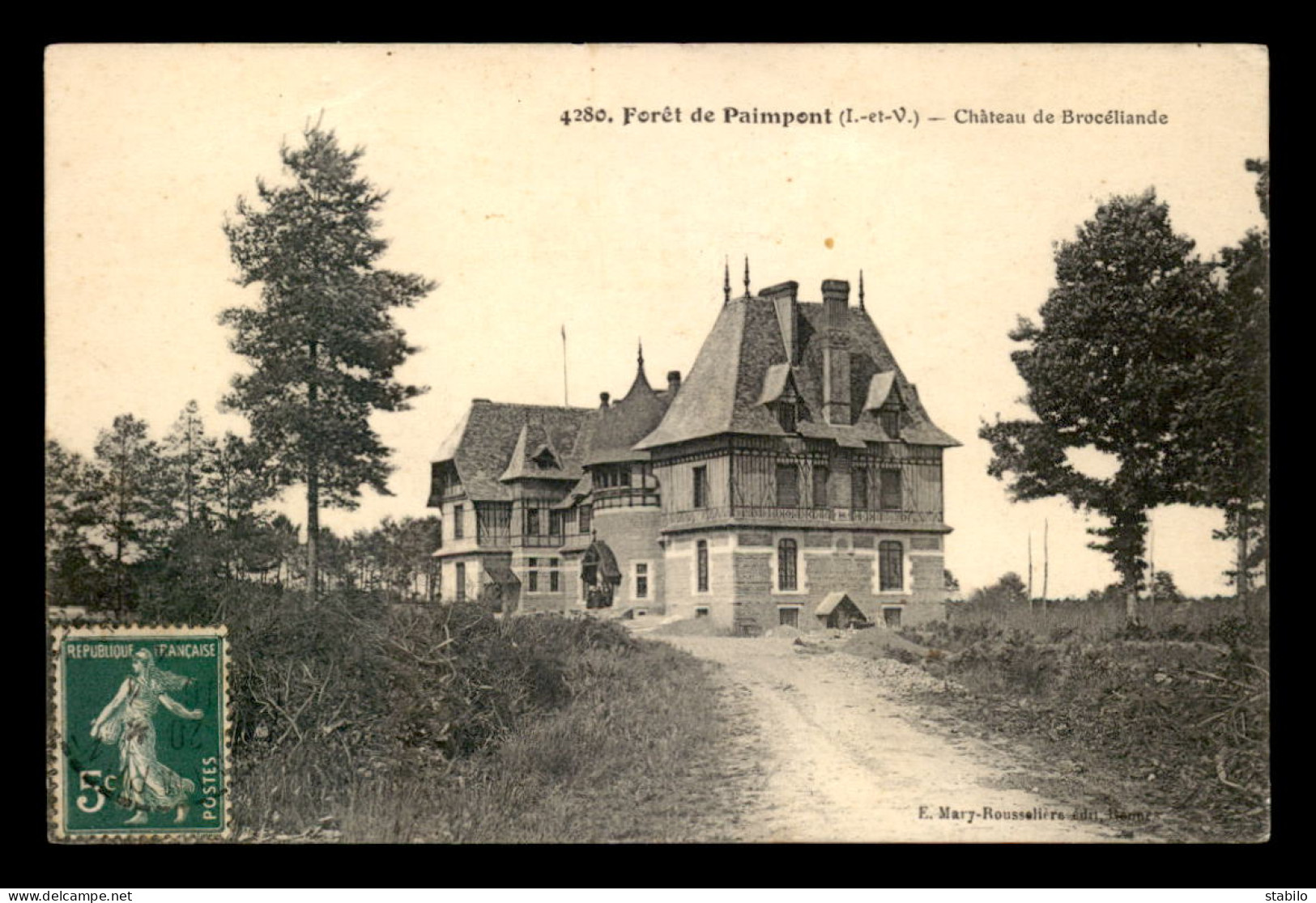 35 - FORET DE PAIMPONT - CHATEAU DE BROCELIANDE - Paimpont