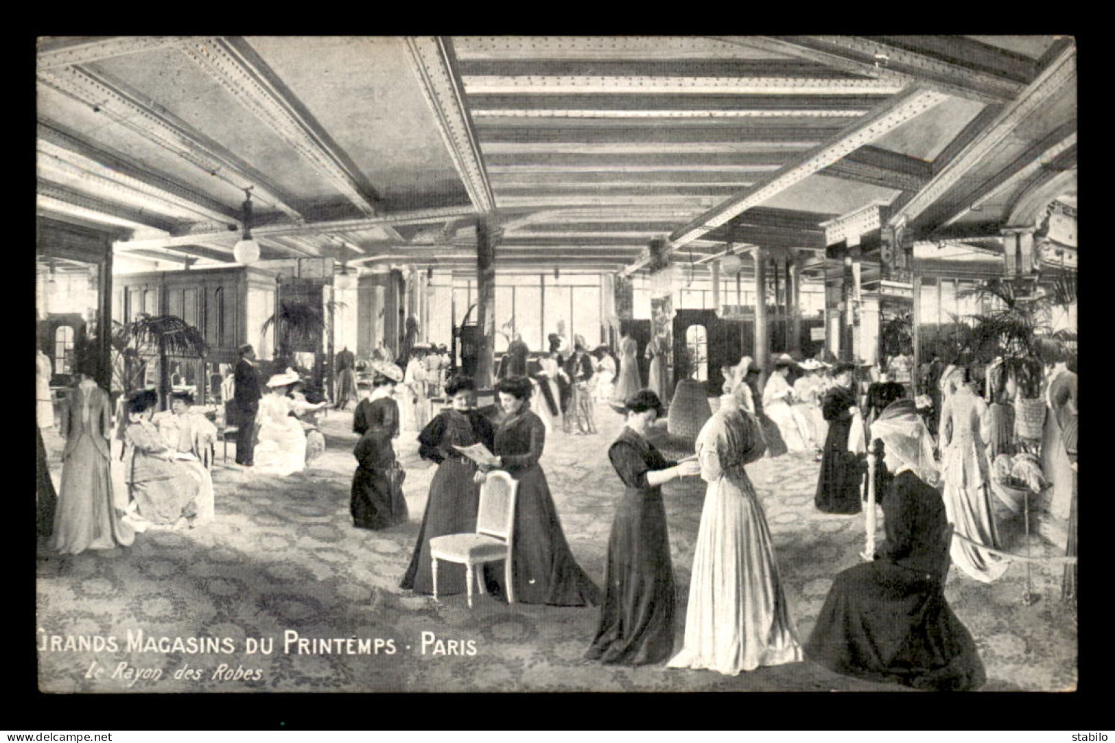 75 - PARIS 9EME - GRANDS MAGASINS DU PRINTEMPS - RUE DU HAVRE - LE RAYON DES ROBES - CARTE ILLUSTREE - ARCHITECTURE - Arrondissement: 09