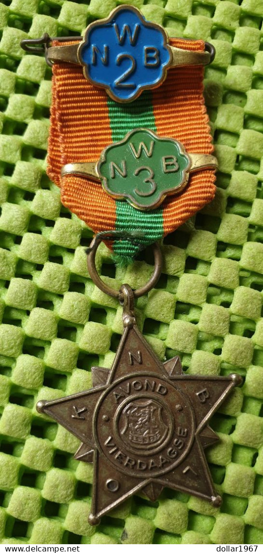 Medaile : .K.N.B.L.O Avondvierdaagse 1966 . -  Original Foto  !!  Medallion  Dutch - Altri & Non Classificati