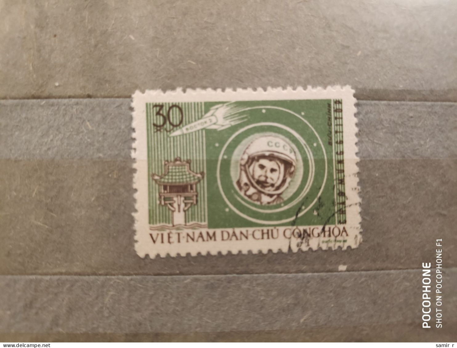 Vietnam	Space (F86) - Used Stamps