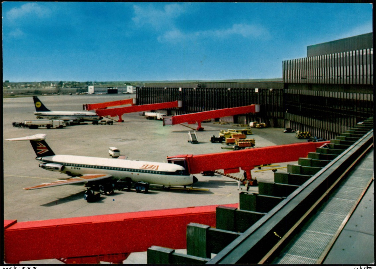 Ansichtskarte Hannover Flughafen Flugzeugabfertigung 1980 - Hannover