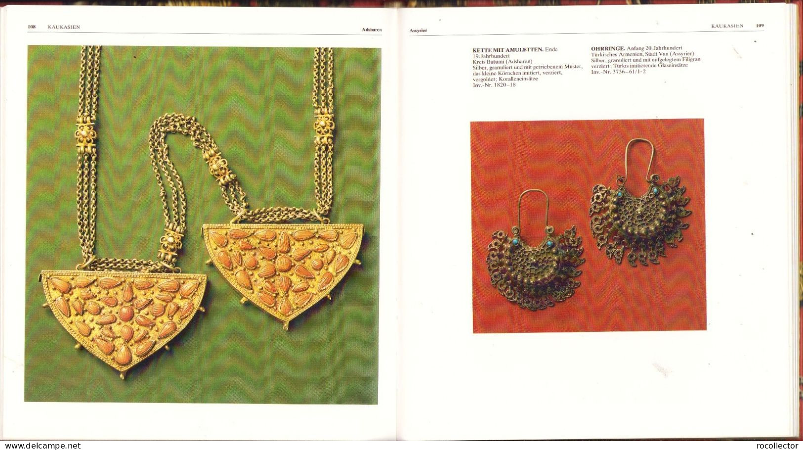 Juwelier-erzeugnisse zusammengestelt von Galina Komleva 1988 Ethnographisches Museum der Völker der UdSSR Leningrad