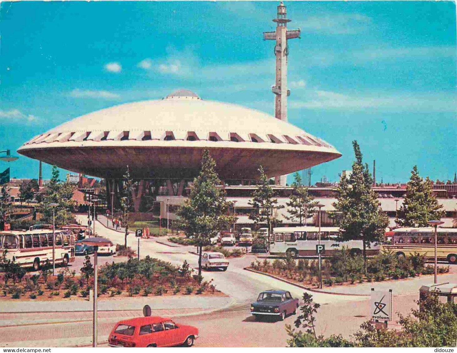 Automobiles - Eindhoven - Evoluon - CPM - Voir Scans Recto-Verso - Voitures De Tourisme