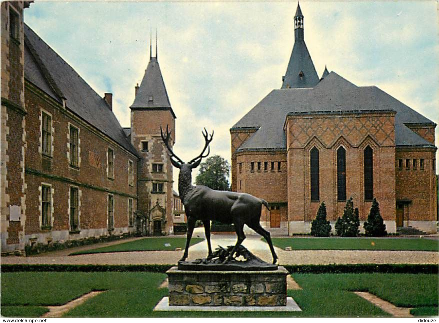 45 - Gien - Le Château - Musée International De La Chasse - CPM - Voir Scans Recto-Verso - Gien