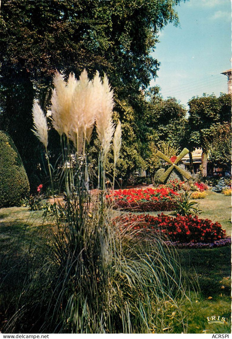 AURILLAC Jardin Du Sqaure 30(scan Recto-verso) MC2414 - Aurillac