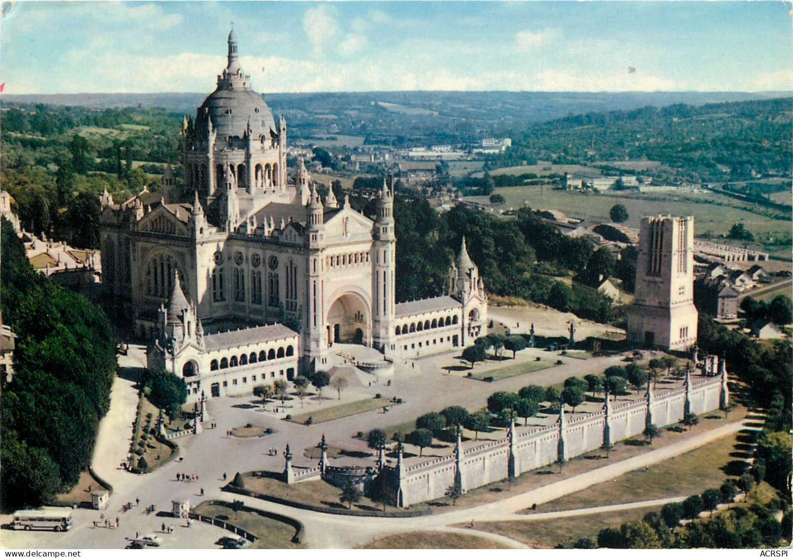 LISIEUX Vue Aerienne La Basilique Et La Vallee De L Orbiquet 30(scan Recto-verso) MC2402 - Lisieux