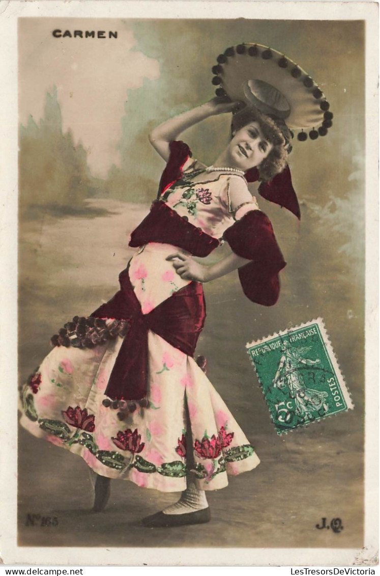 FANTAISIES - Carmen - Une Danseuse Avec Un Chapeau - JQ - Colorisé - Carte Postale Ancienne - Mujeres