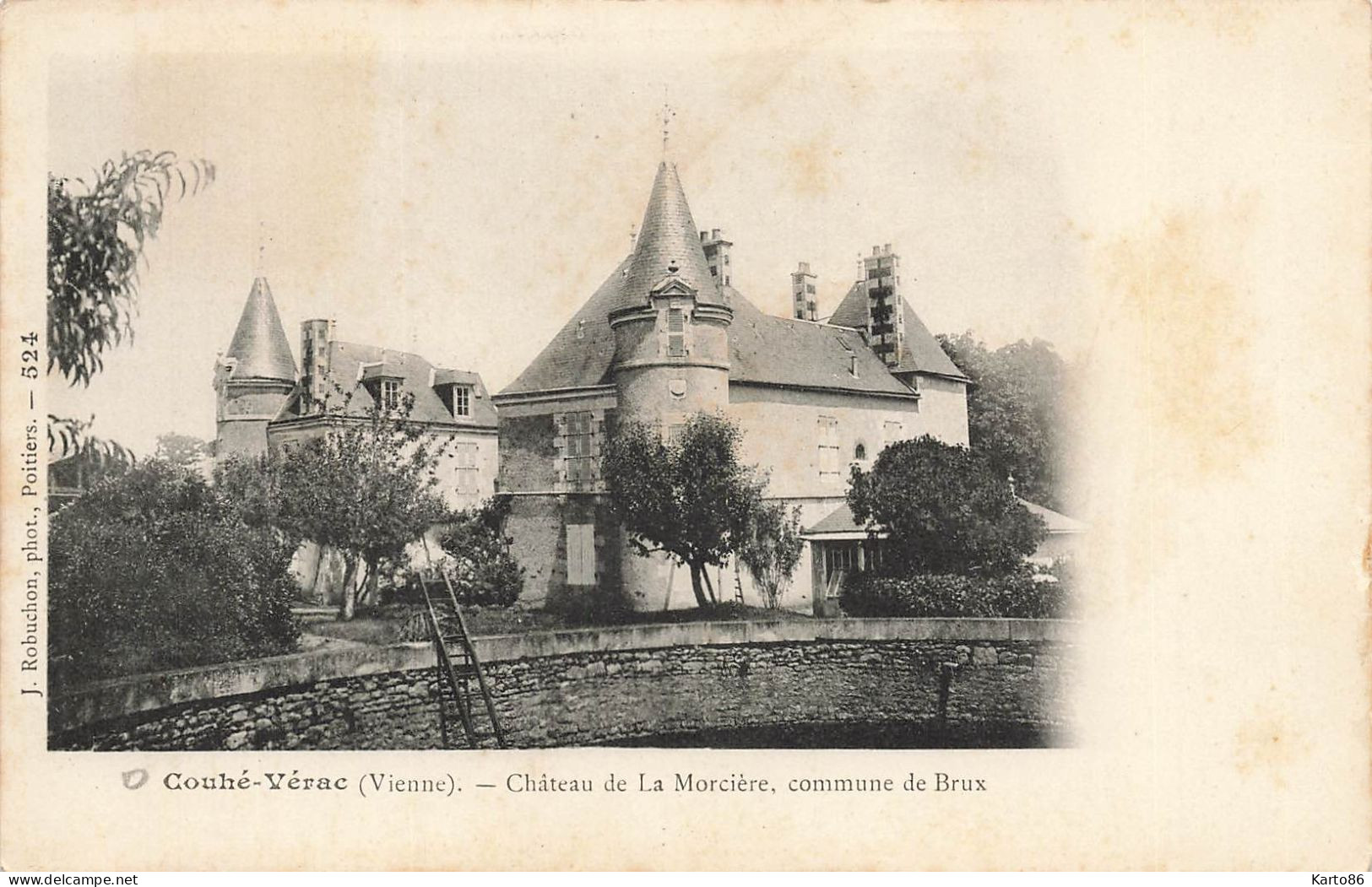 Couhé Vérac * Le Château De La Morcière , Commune De Brux - Couhe